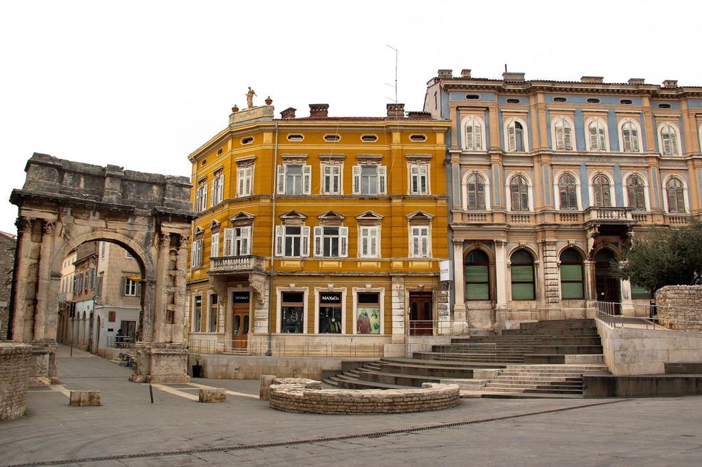 Apartments Centurio Pula Exterior foto